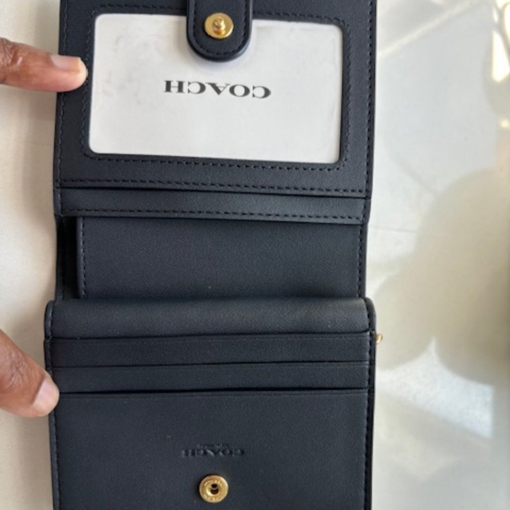 Coach Snap Wallet In Signature Canvas - Picture 4 of 6